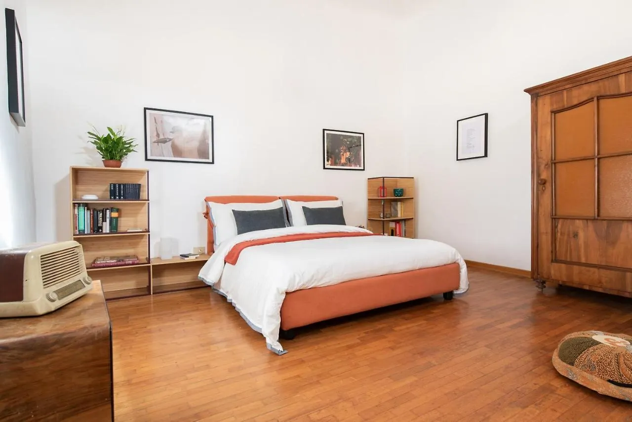 Daire Spacious Family Flat S. Spirito 8 Sleeps Floransa İtalya
